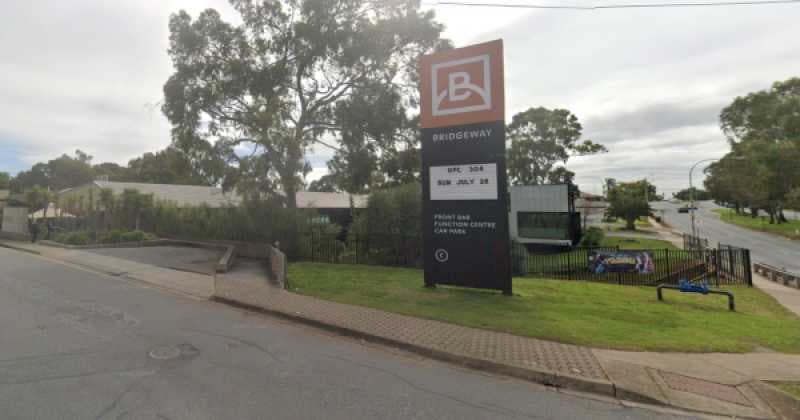 Bridgeway Hotel